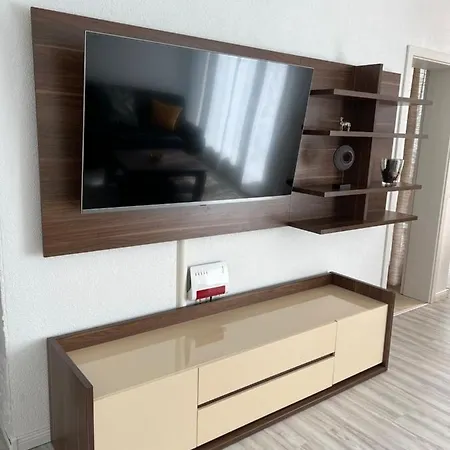 Apartment Kuenzelsau Apartment *